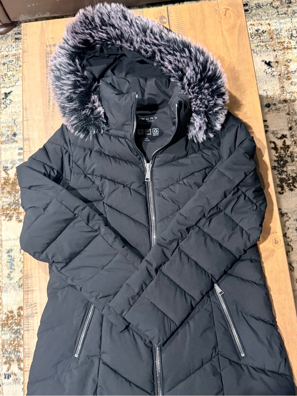 Laundry By Shelli Segal Black Quilted Hooded Puffer with Faux Fur Trim